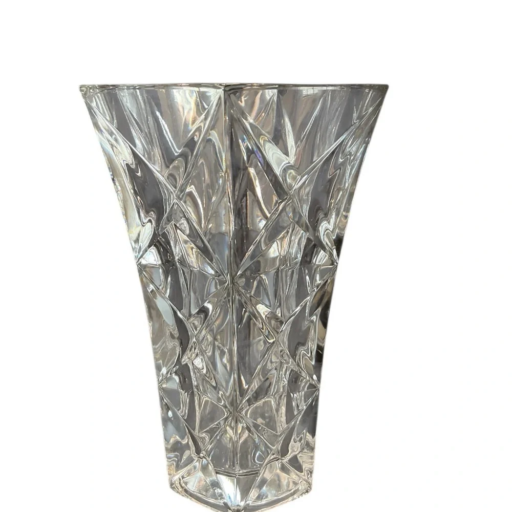 Lead Crystal Vase 7” Tall